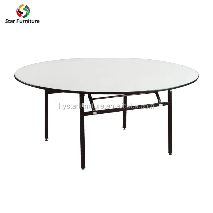 Round banquet tables