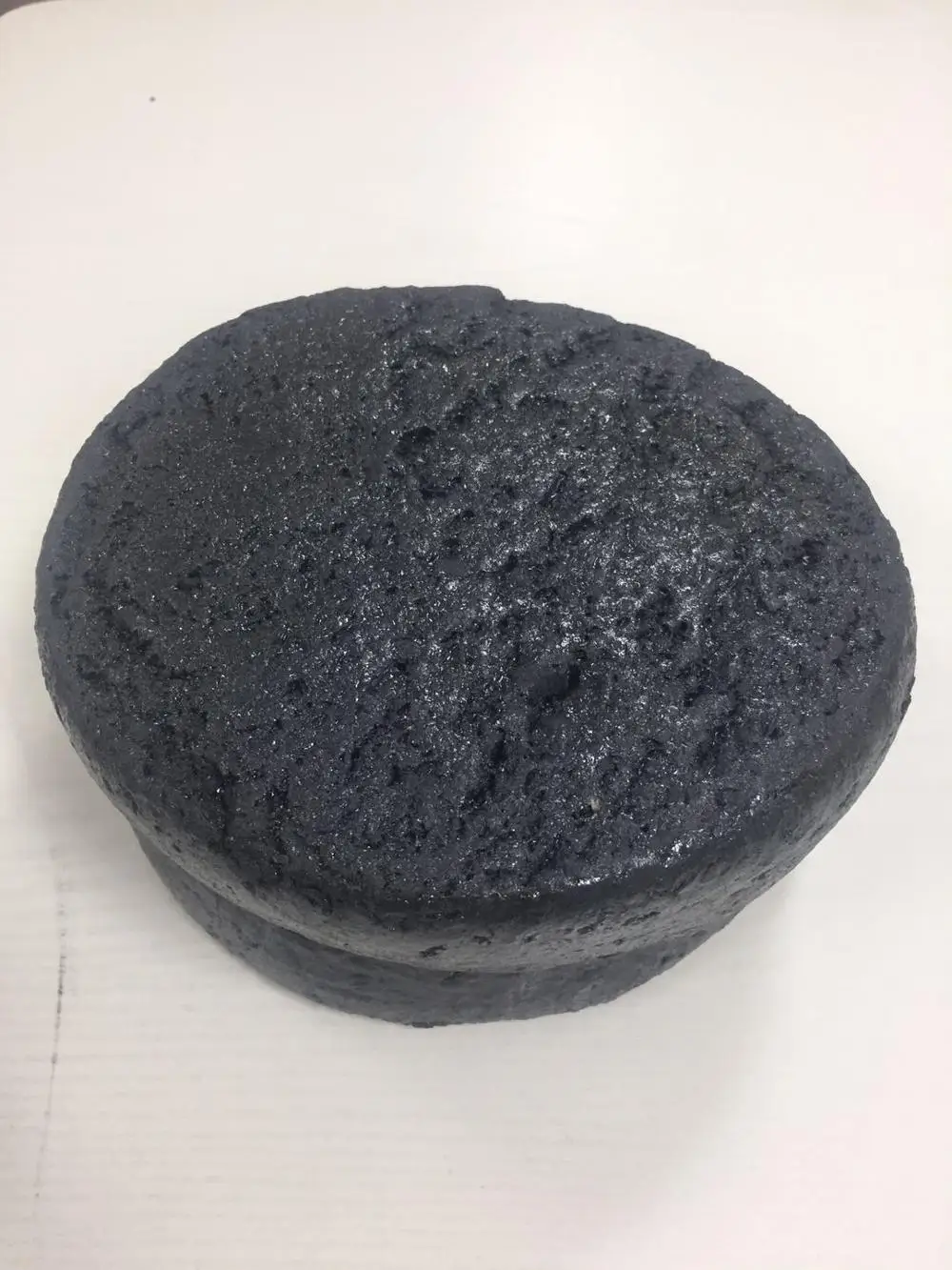 一种炼铁高炉用耐火无水炮泥 tap孔粘土