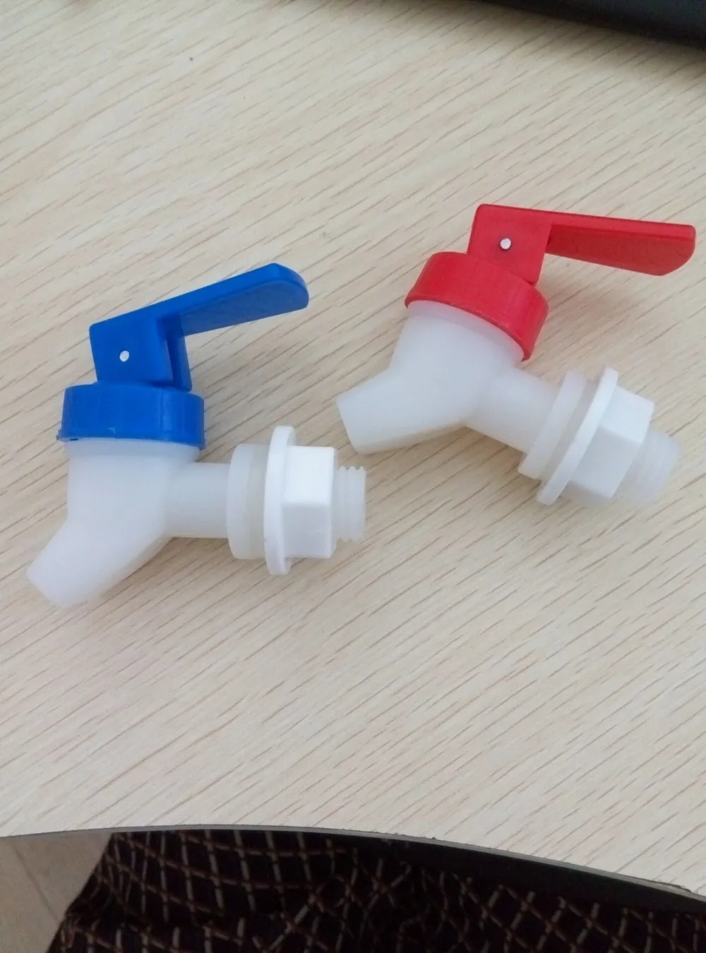 Plastic Bottled Water Dispenser Tap With Red Or Blue Handle Buy Water