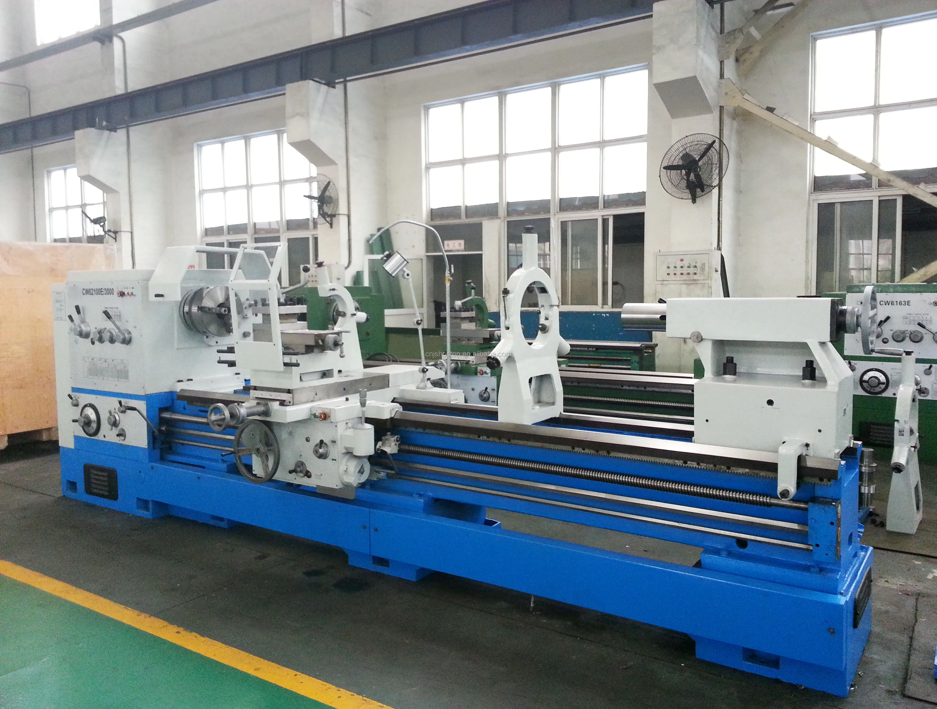 Cw61100e Chinese Factory Yunnan Metal Heavy Duty Lathe Machine For