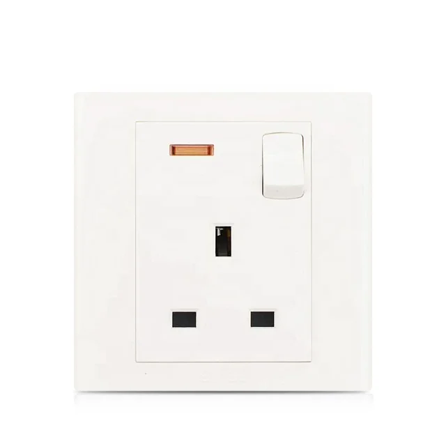 2019 Hot British Standard PC material switched uk 13a socket