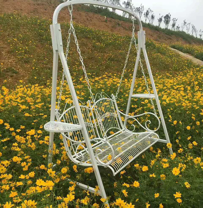 明星春季经典双座秋千花园供应商 - buy 花园供应商,花园装饰品,花园