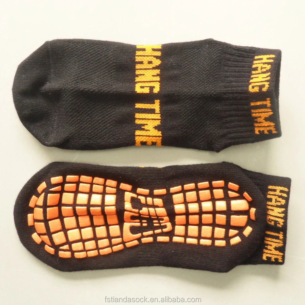 Custom Different Sizes Sticky Logo Pvc Rubber Bottom Non Skid Trampoline Sock Multi Sizes Anti