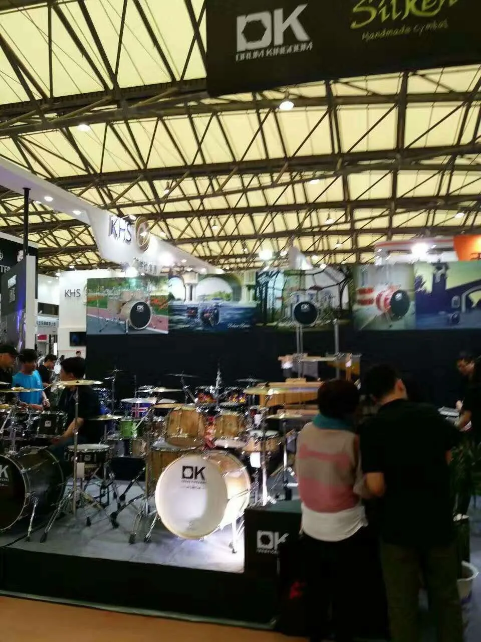 Centennial Professional Painting Lacquer 5pcs Drum Set With Chrome