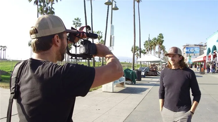 Microphone DSLR rig-handheld camera stabilizer-U-Grip steadicam11.jpg