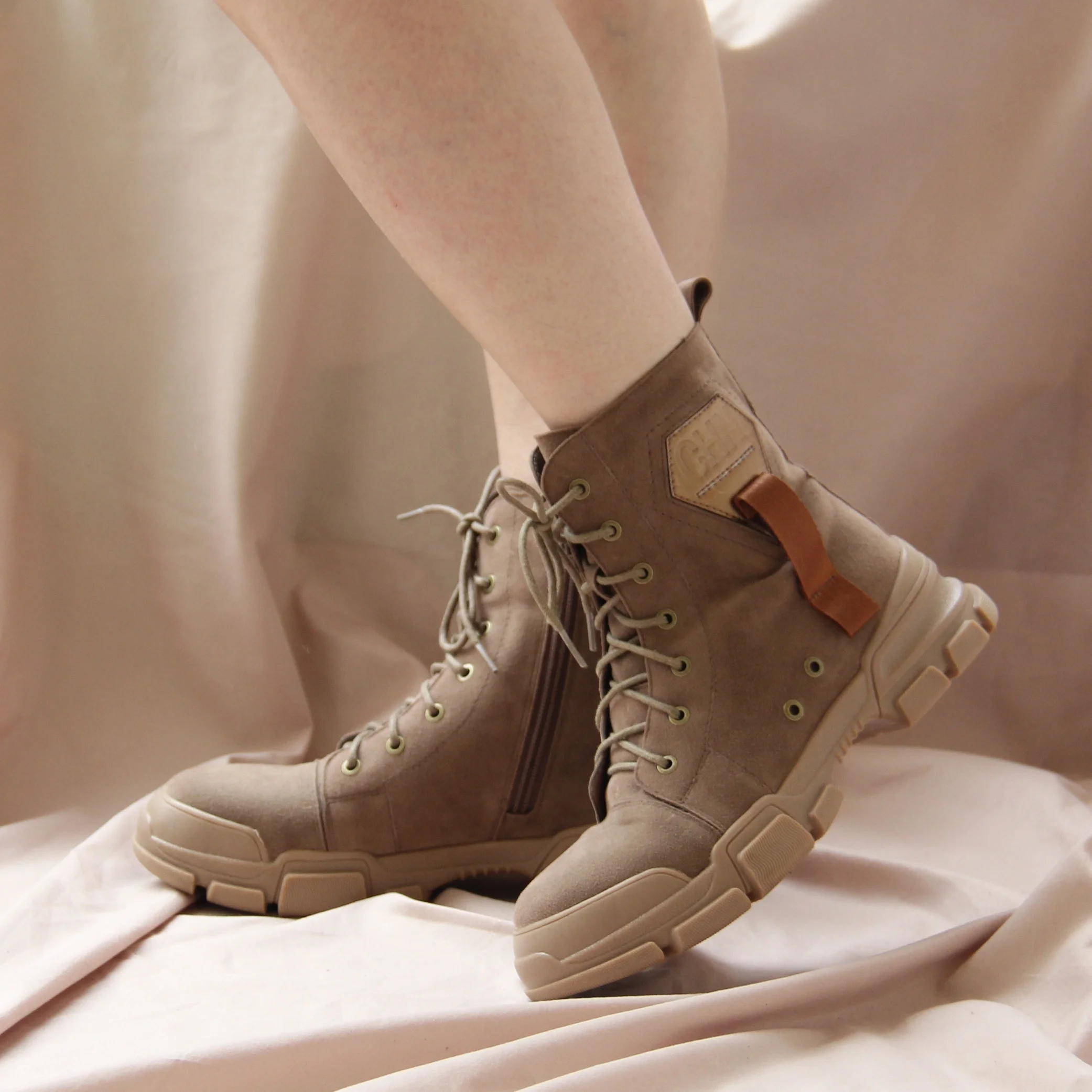 durable womens boots