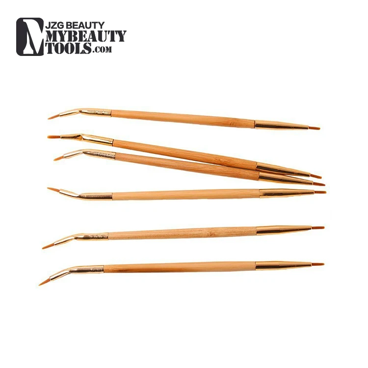 makeup brush.jpg
