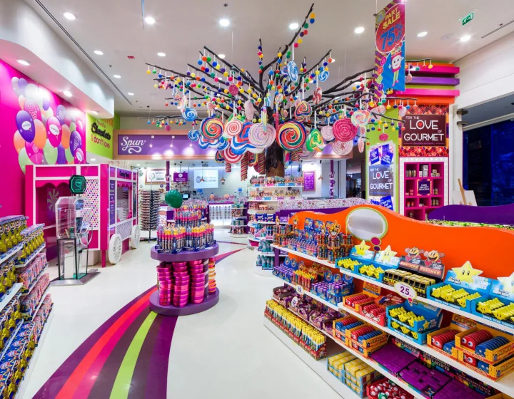 Candylicious Дубай Молл. Магазин Candylicious Dubai Mall. Дубай Молл магазин сладостей. Магазин сладостей Candylicious. Большой магазин сладостей