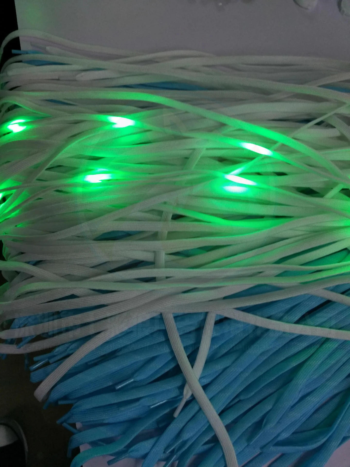 LED Light shoelace (5).jpg