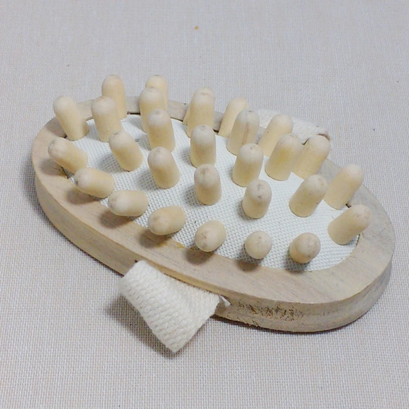 Brand New and High Quality Hand-Held Wooden Body Brush Massager Cellulite Reduction Relieve Tense Muscles