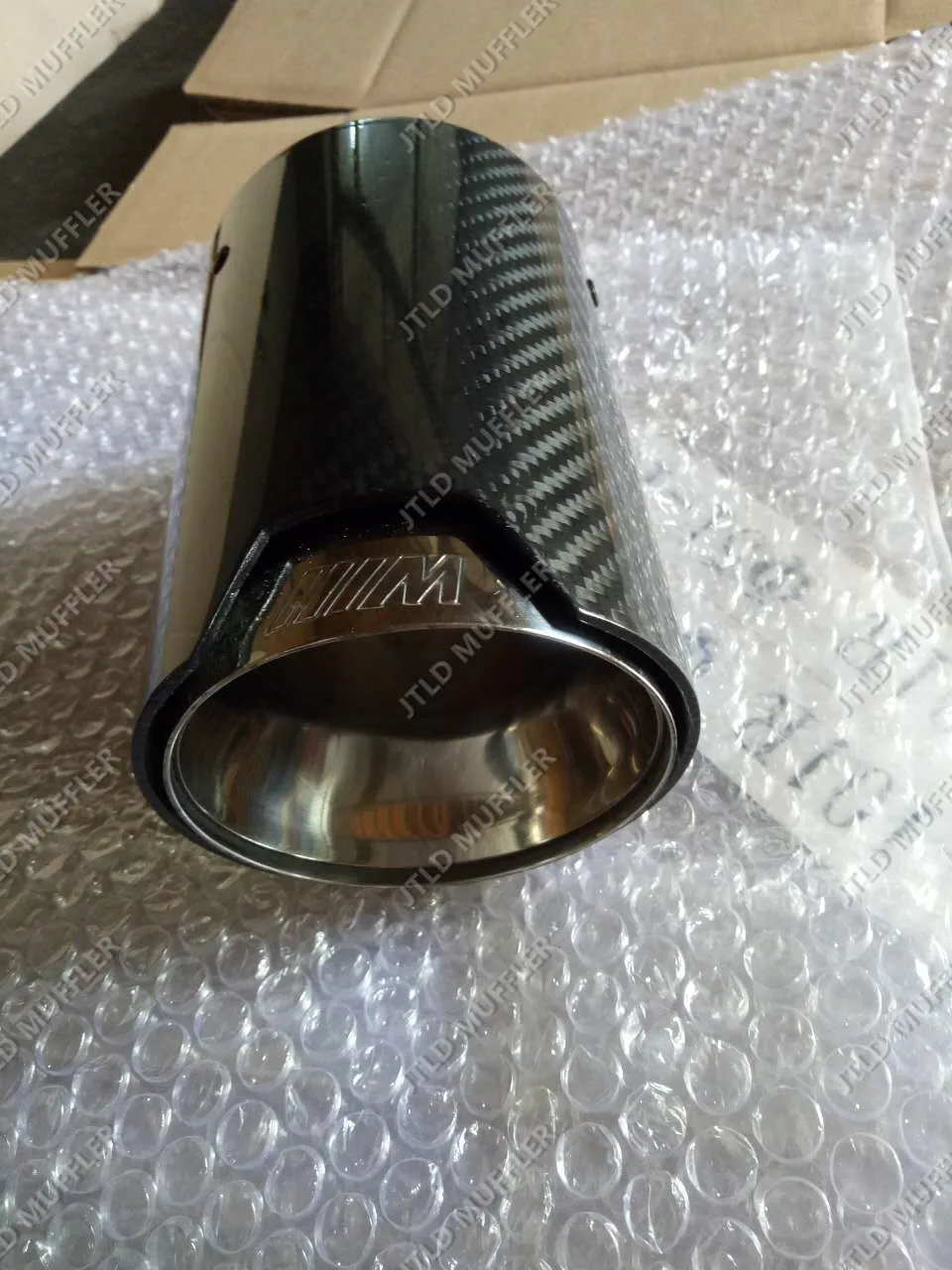 Top Quality Car Carbon Fiber Exhaust End Tail Tips - Buy B Mw Exhaust