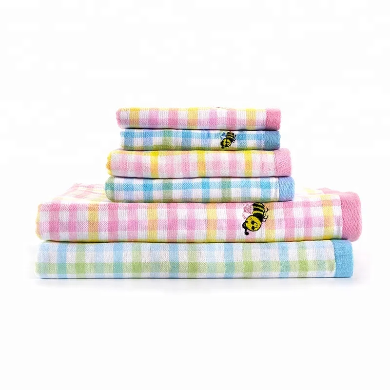 Zero-twist terry double layers color-chart kid towel with embroidery cute bee pattern-4.jpg