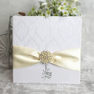 Luxury Jeweled Customized Flocking Fabric Wedding Invitation Card Luxury Jeweled Customized Flocking Fabric Wedding Invitation Card