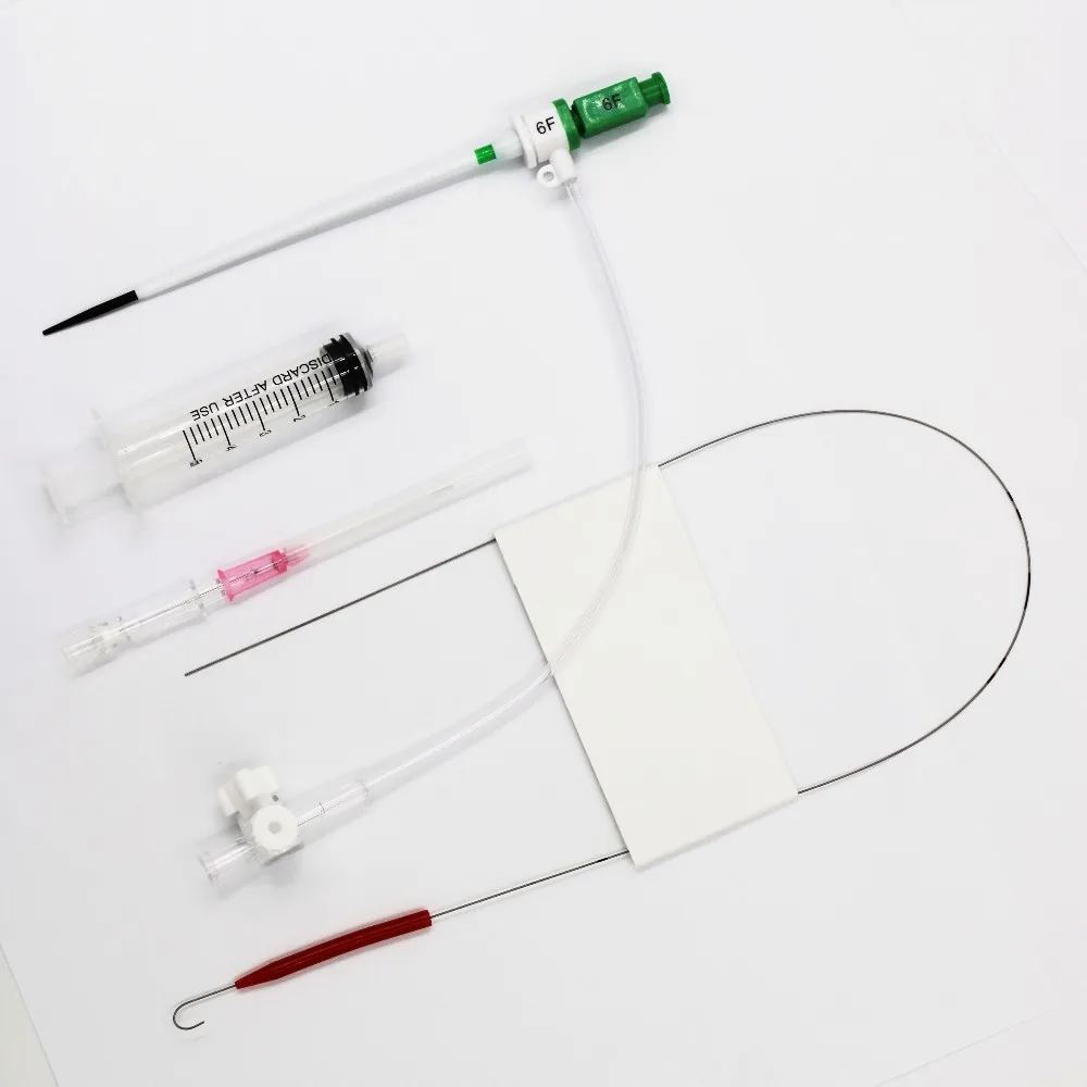 精密设计在 100psi 压力下拒绝泄漏; 3.润滑剂护套和透析器管; 4.