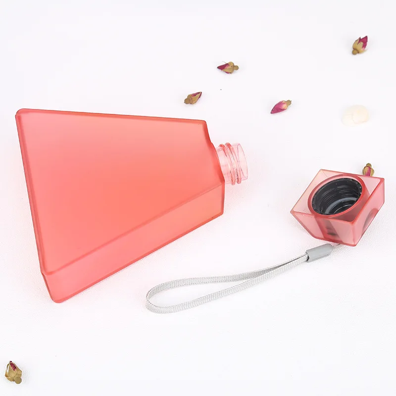 300ml flat bottle matte black bottle plastic BPA free unique water bottles