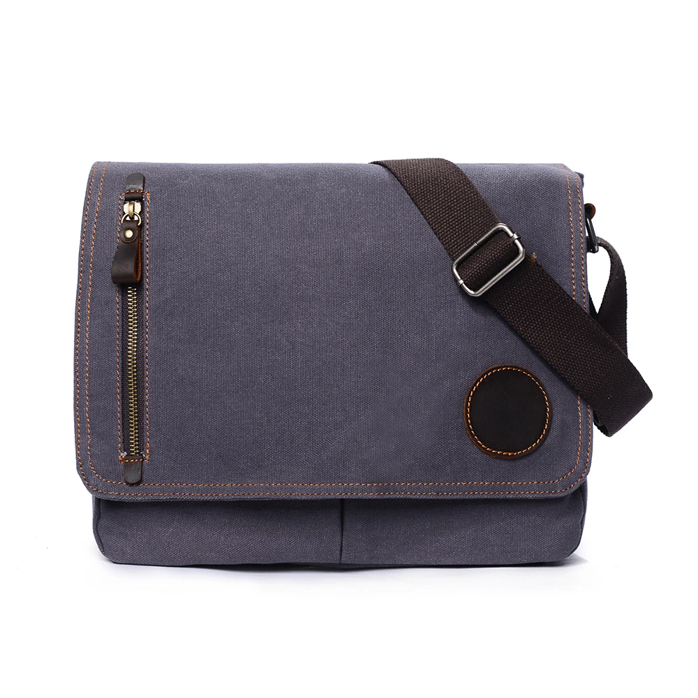 bolsas with horse logo