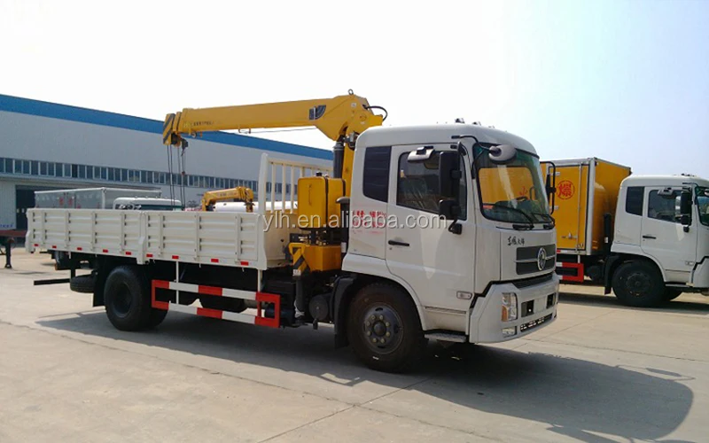 China Dongfeng 4x2 Light 5 Ton Truck Mounted Crane Car Lift 5 Ton Truck ...