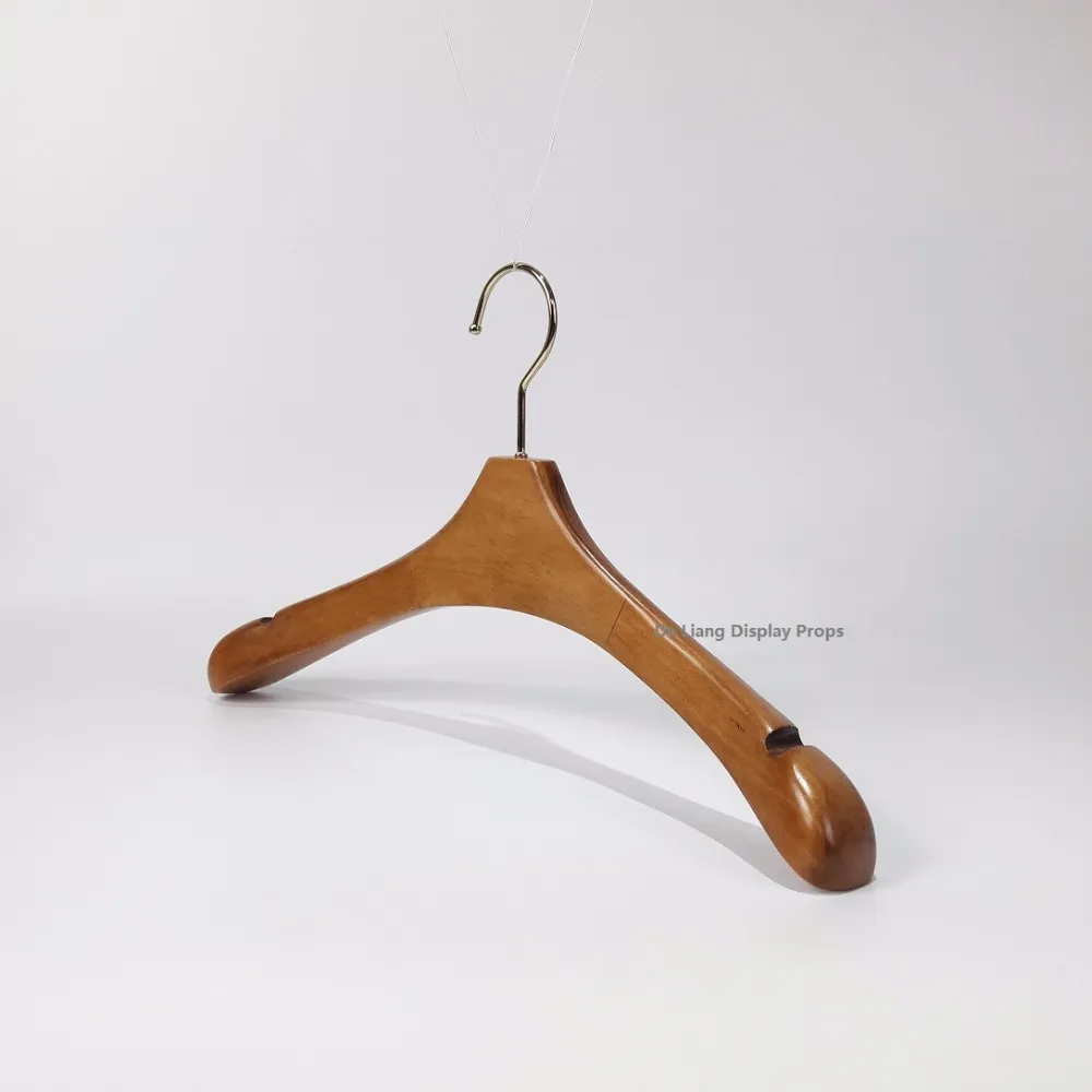 Dl374 Coat Top And Bottom Hanger Lotuse Wood With Gold Hook Unotch