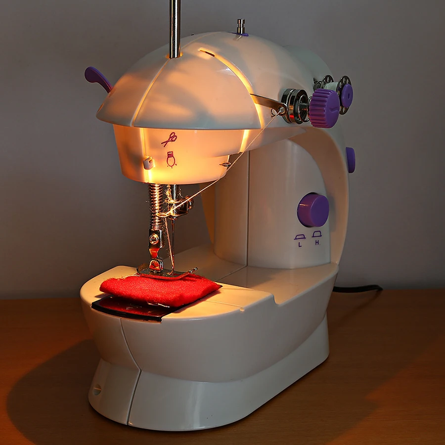 mini sewing machine