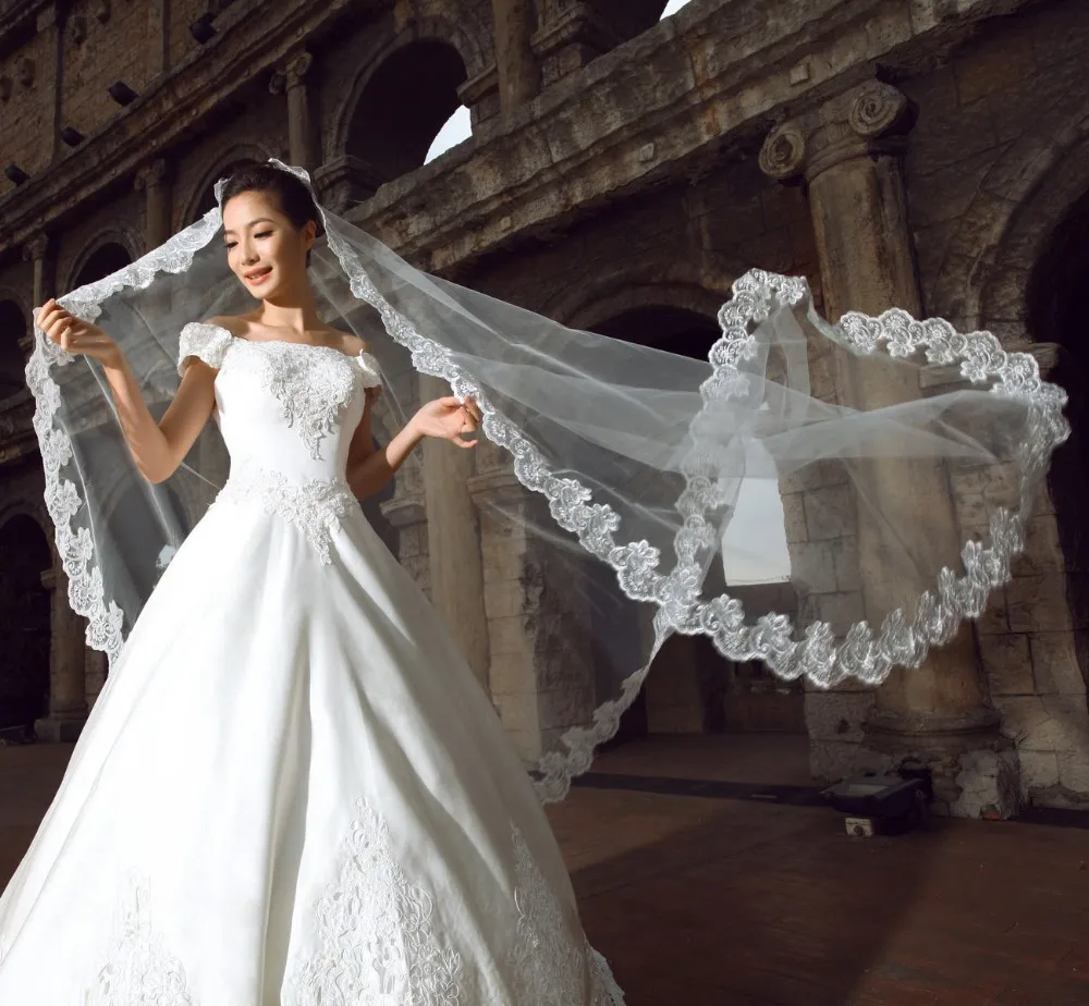 wedding veil lace trim