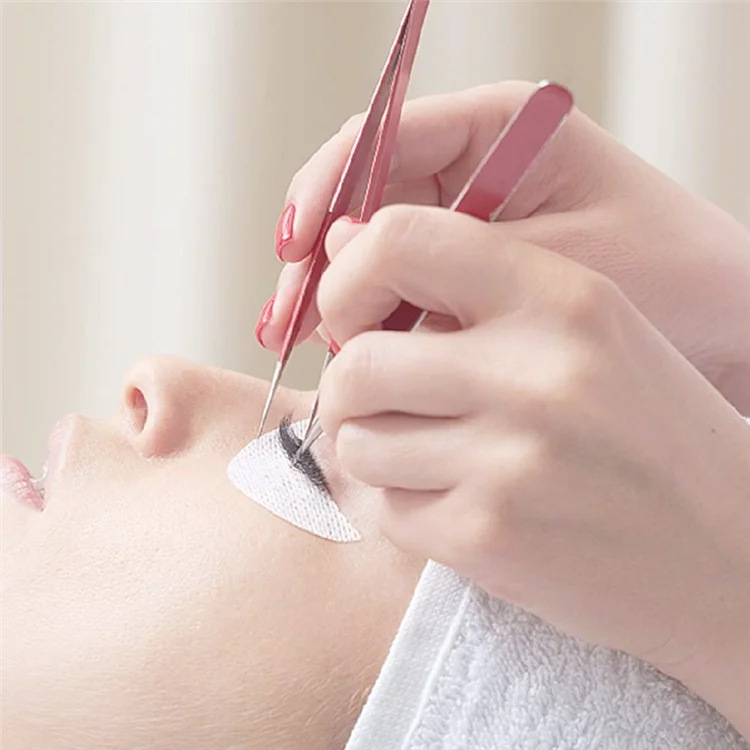 false eyelash tweezer.png