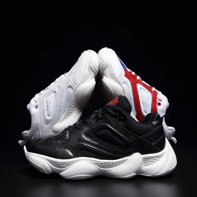 new white men sneakers