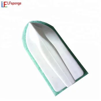 scouring pad with handle