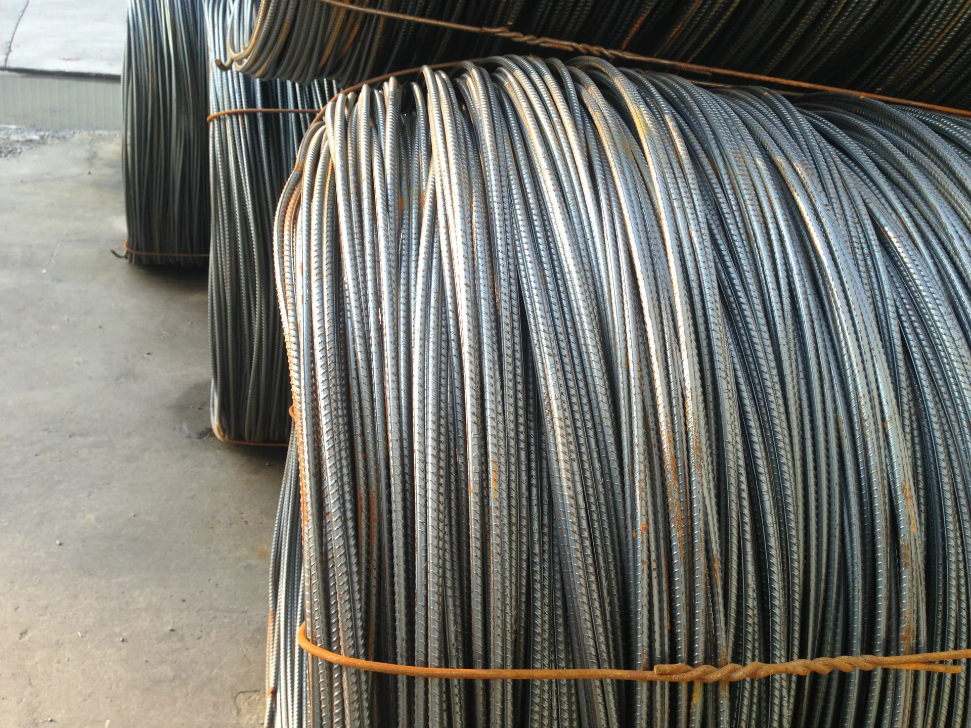 Sae1006 Q195 Gb 6mm-32mm Steel Rebar Coil / Deformed Steel Bar ...