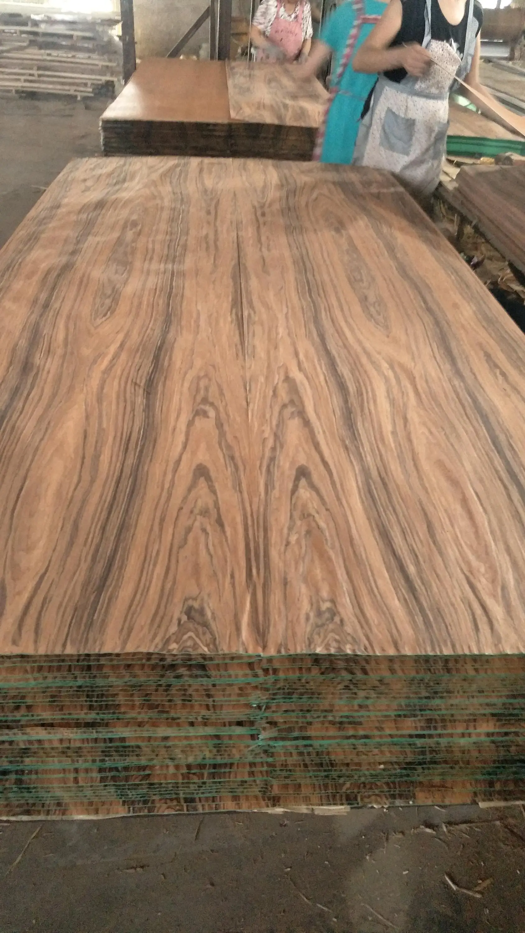 keruing face veneer flooring/keruing face veneer in veneers/ keruing face veneer vietnam