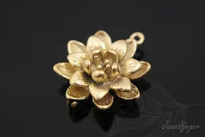Lotus pendant - Matt gold plated