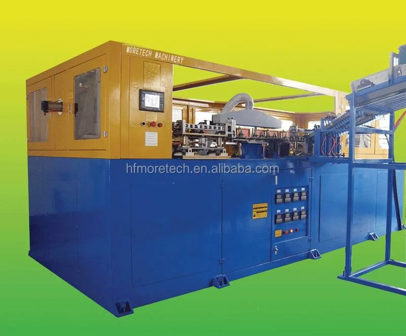 Auto blow moulding machine 2.jpg