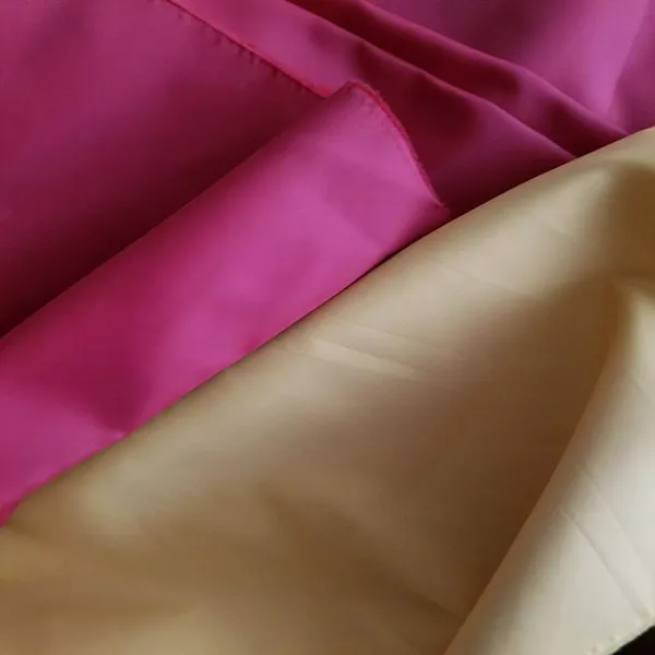 300 t 全沉闷聚酯塔夫绸