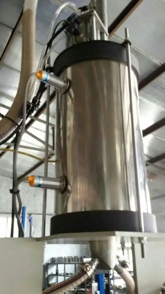 FZJ02-MOLECULAR TANK