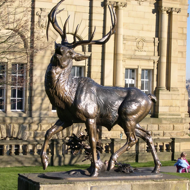 Classic Design Life Size Bronze Skyfall Sitting Deer Statue For Sale