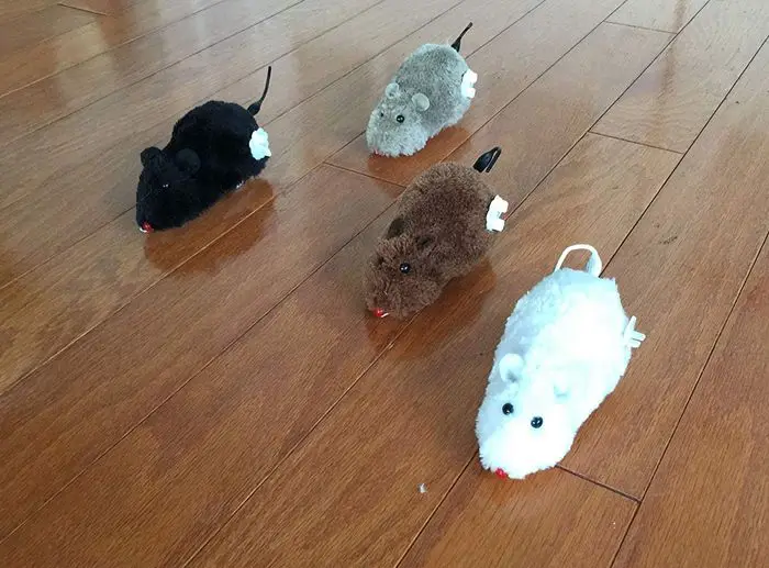 Wind Up Toy Mouse Furry Running Realistic Plush Mice With Twirling Tail