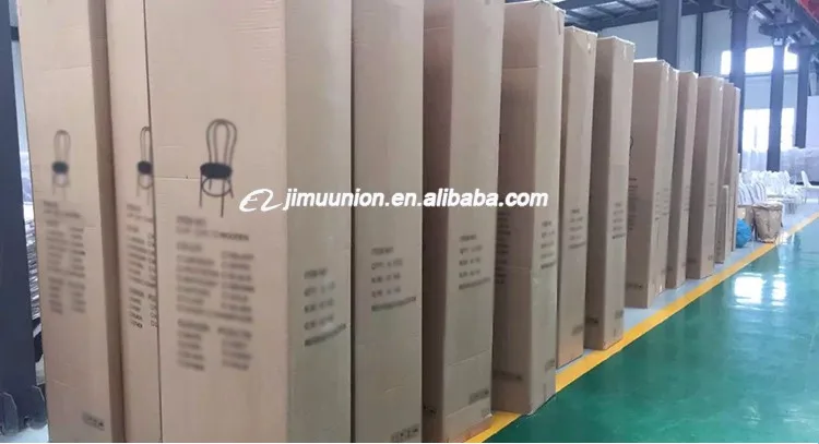 French antique Vintage Style Dining Chair For Restaurant solid Wooden carved back Dining Chair for restaurant used