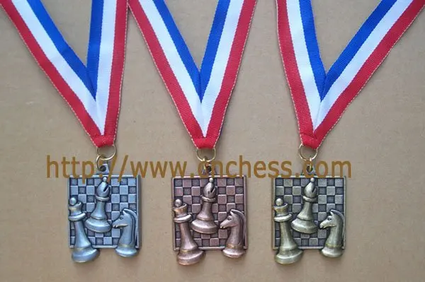 Brusquenses conquistam medalhas em abertura de copa de xadrez para