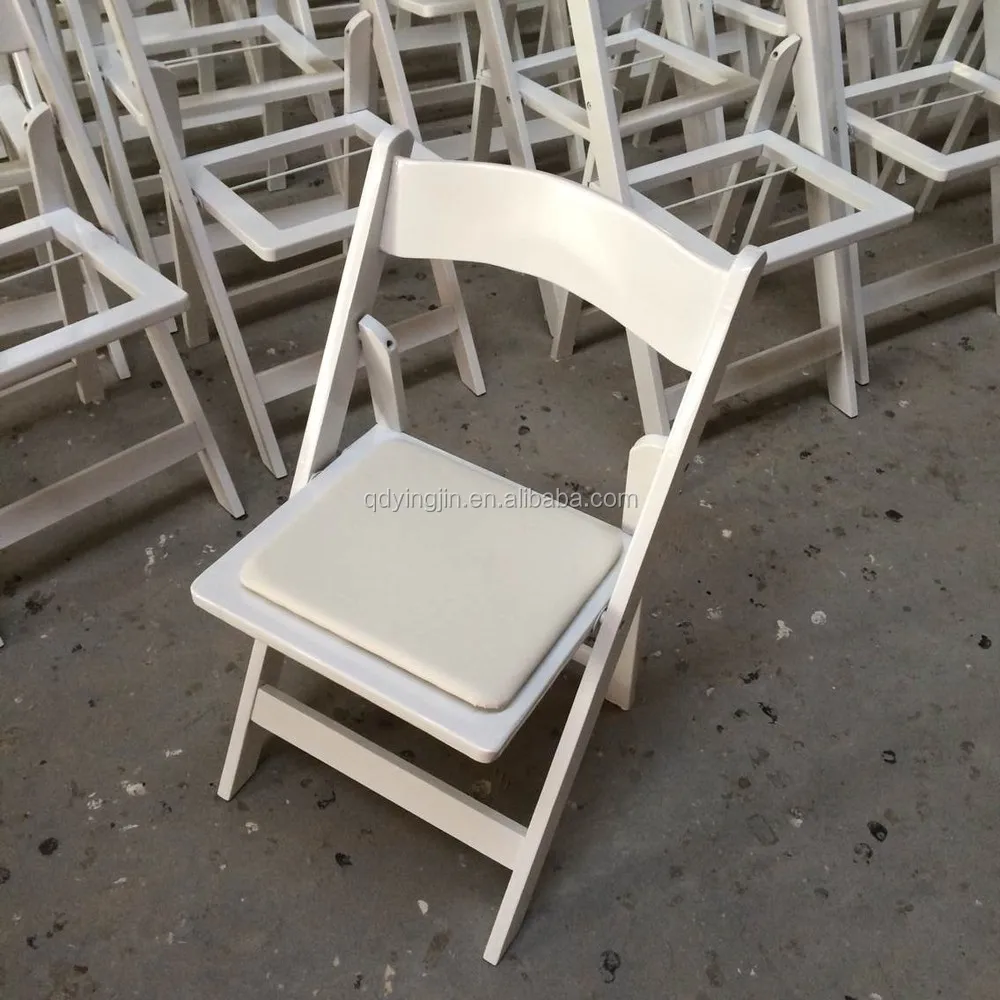 white folding chairs