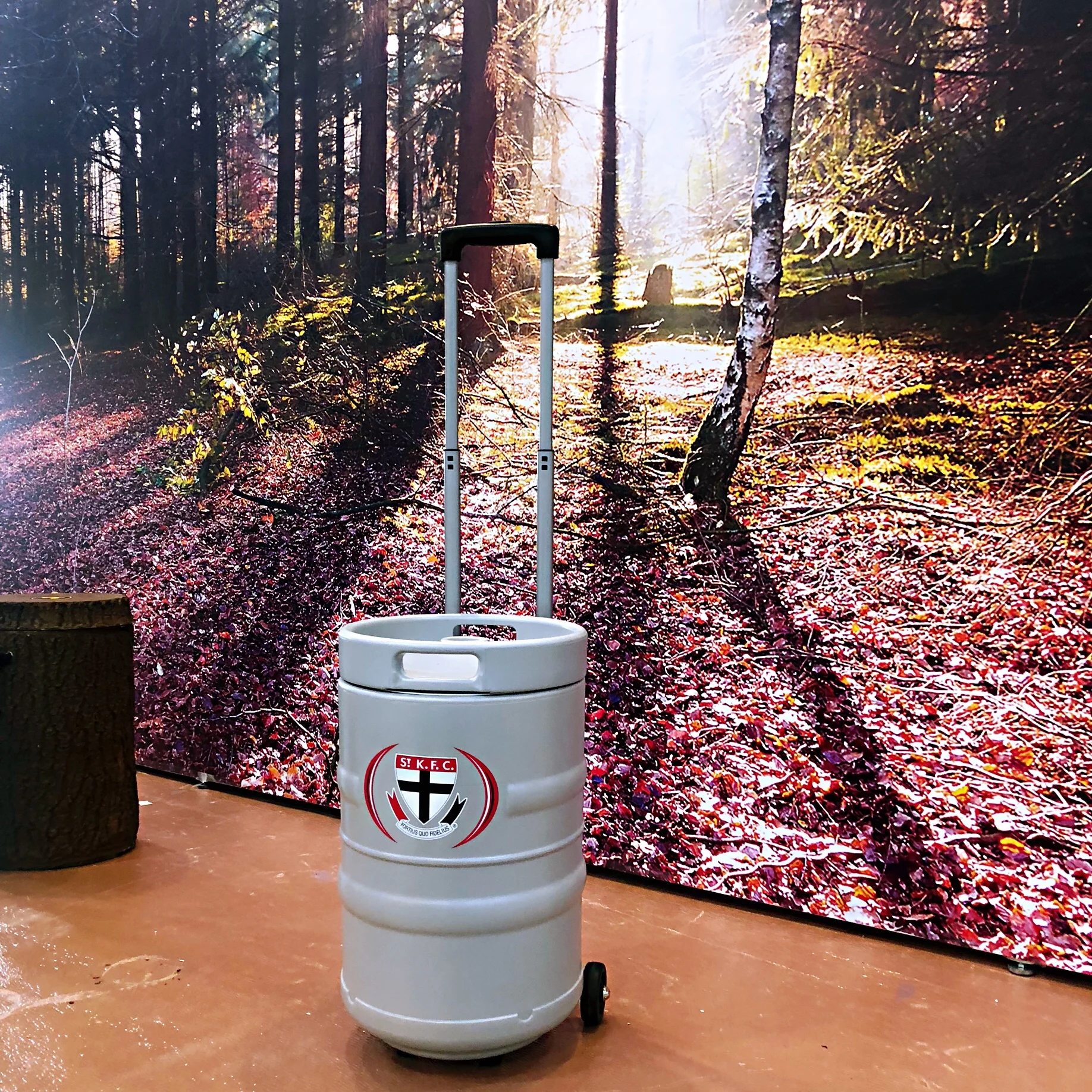 5 Gallon Plastic Bucket Cooler Box With Handle And Wheels