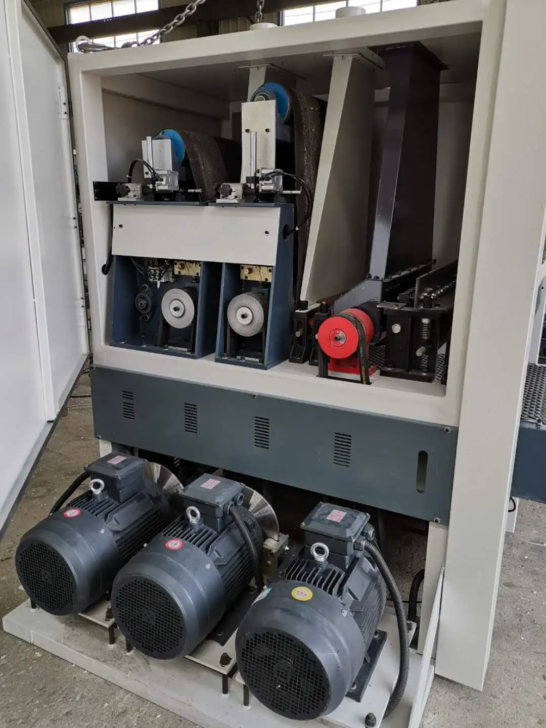 Çin Geniş Zımpara Kayışı Tezgahı Üreticisi Rrp1000 Ahşap Kemer Zımpara