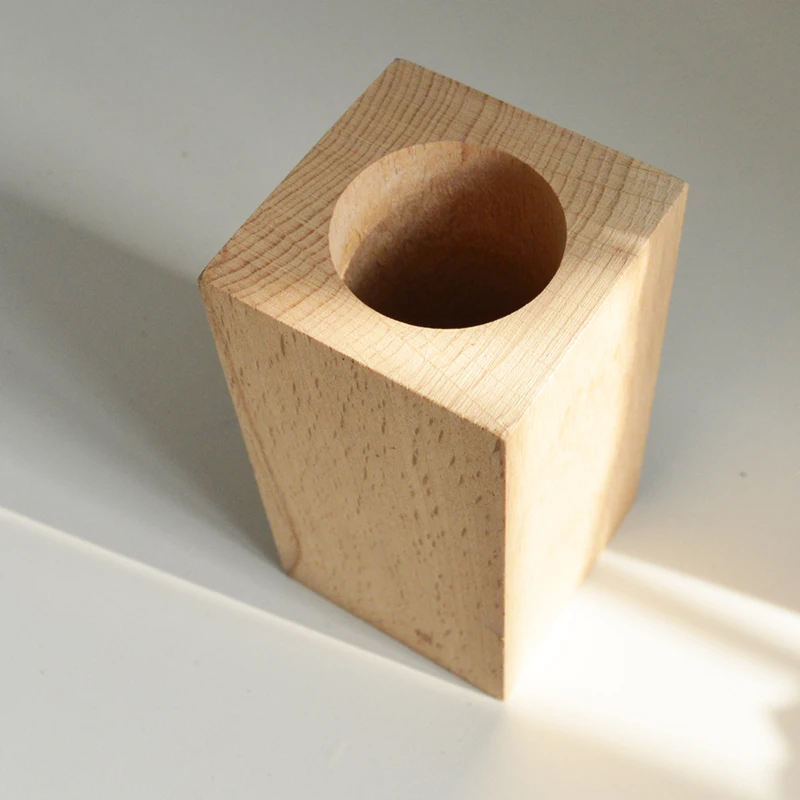 pen container