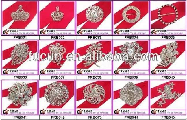 brooch 3