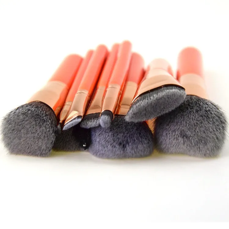 makeup brush kit.jpg