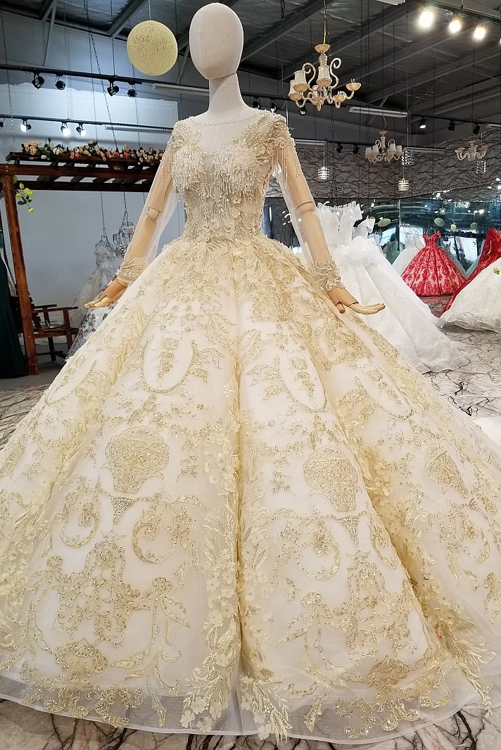 Used Long Sleeve Fat size Royal Yellow Wedding Gown in Guangzhou