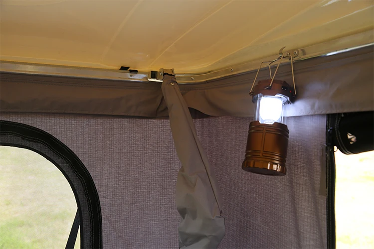 hard shell roof top tent