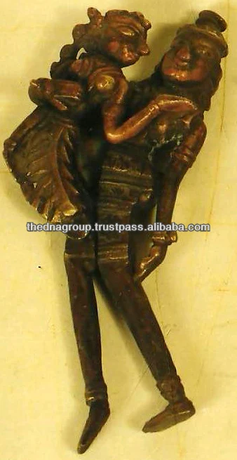 ANTIQUE BRASS BETEL NUT CUTTER (5).jpg