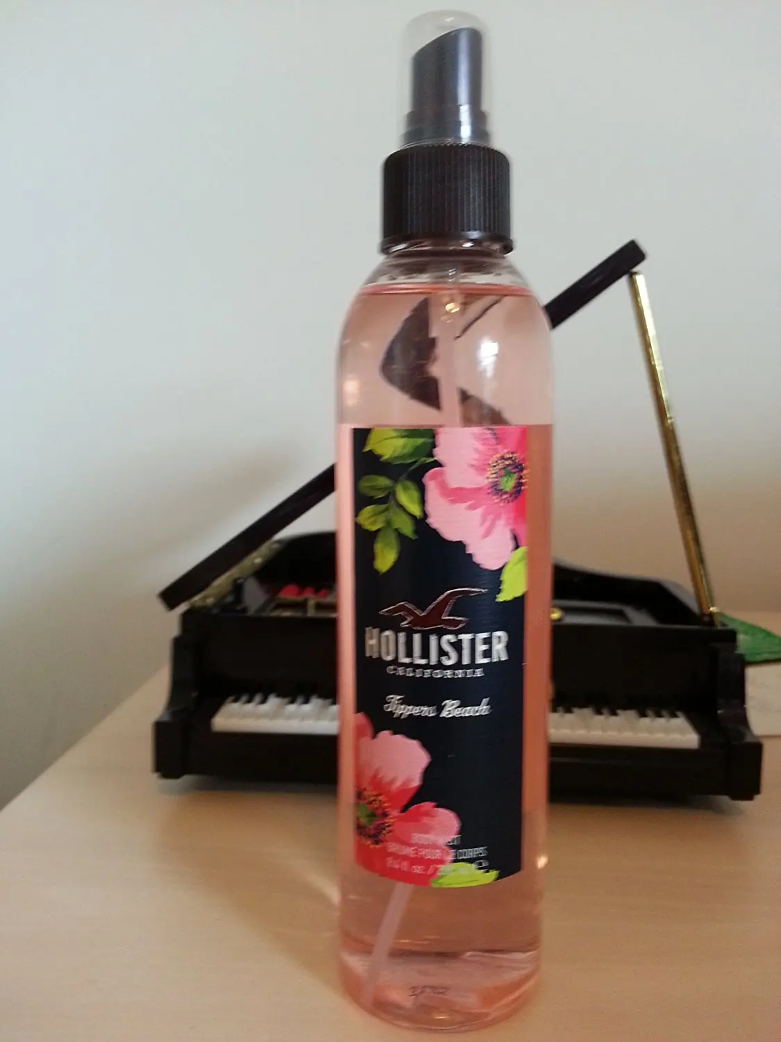hollister beacon's beach body spray