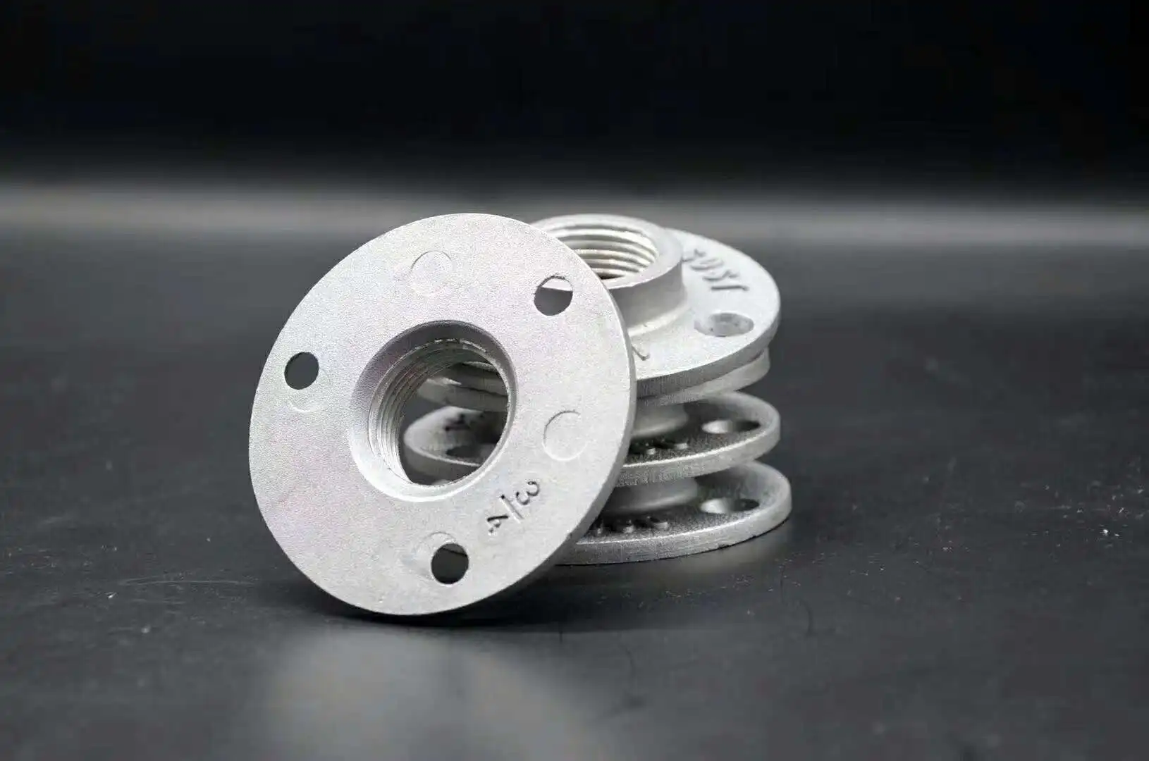 dn15 dn20 dn25复古装饰铝合金螺纹地板法兰管件壁挂式法兰