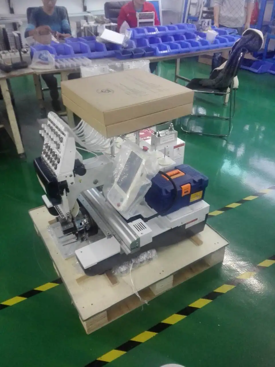 新型gtrobel gdb-1508f 单头 15 针工业电脑刺绣缝纫机