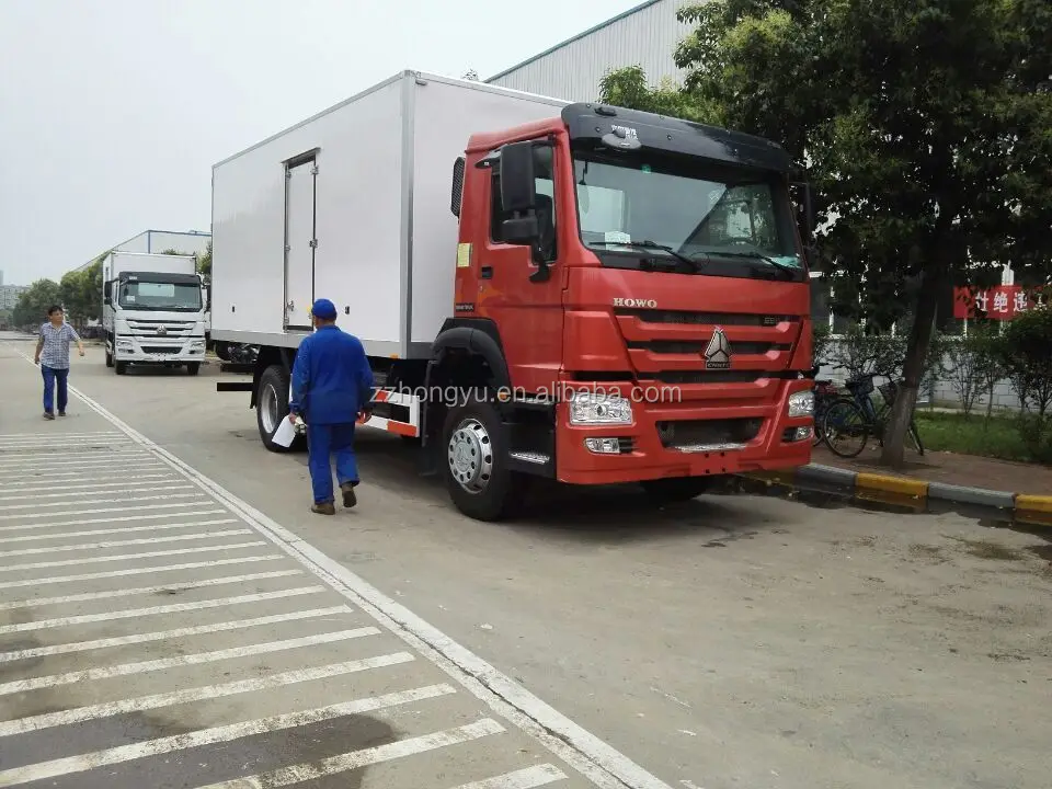 HOWO small freezer trucknissan freezer truck freezer truck 23